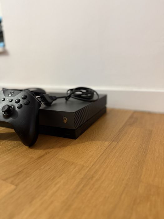 Consola Gaming Xbox One X - Scorpio Exition || 4K + 1TB stocare