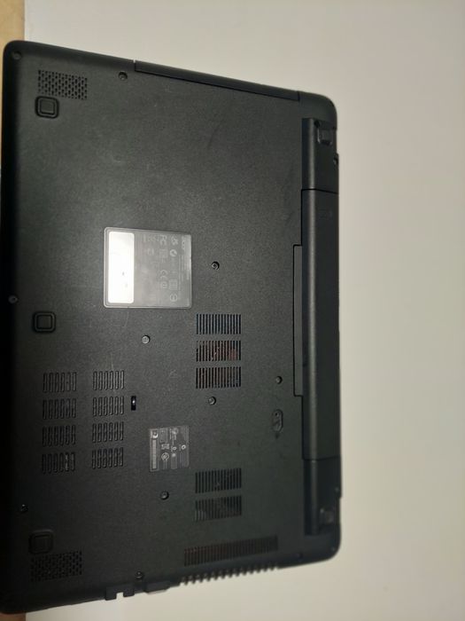 Laptop Acer E5-515 Series 
Procesor Intel Core