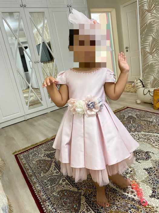 Платье нарядное