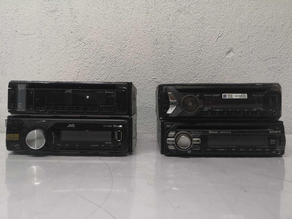 Радио за кола - ЛОТ / НЕ РАБОТЕЩИ