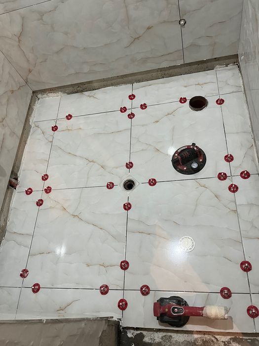 Ремонт на баня, плочкаджия