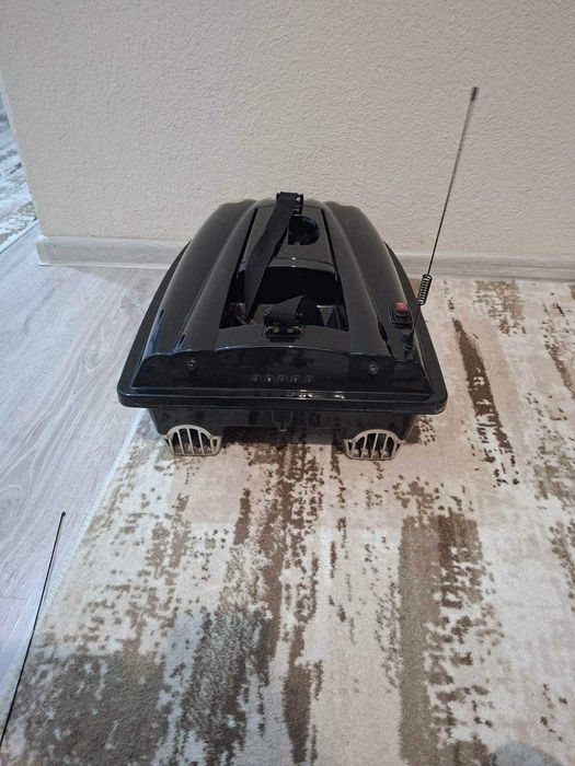 Лодка за захранка