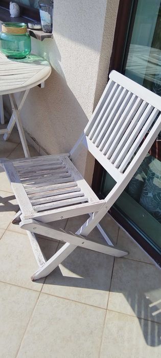 Комплект: градинска пейка, маса и стол.