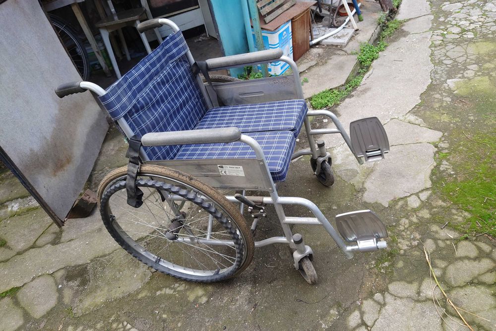 Инвалидна количка