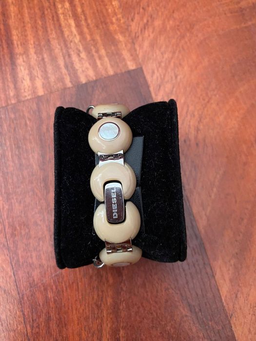 Ceas dama Diesel DZ 5064 Beige Mother of Pearl!