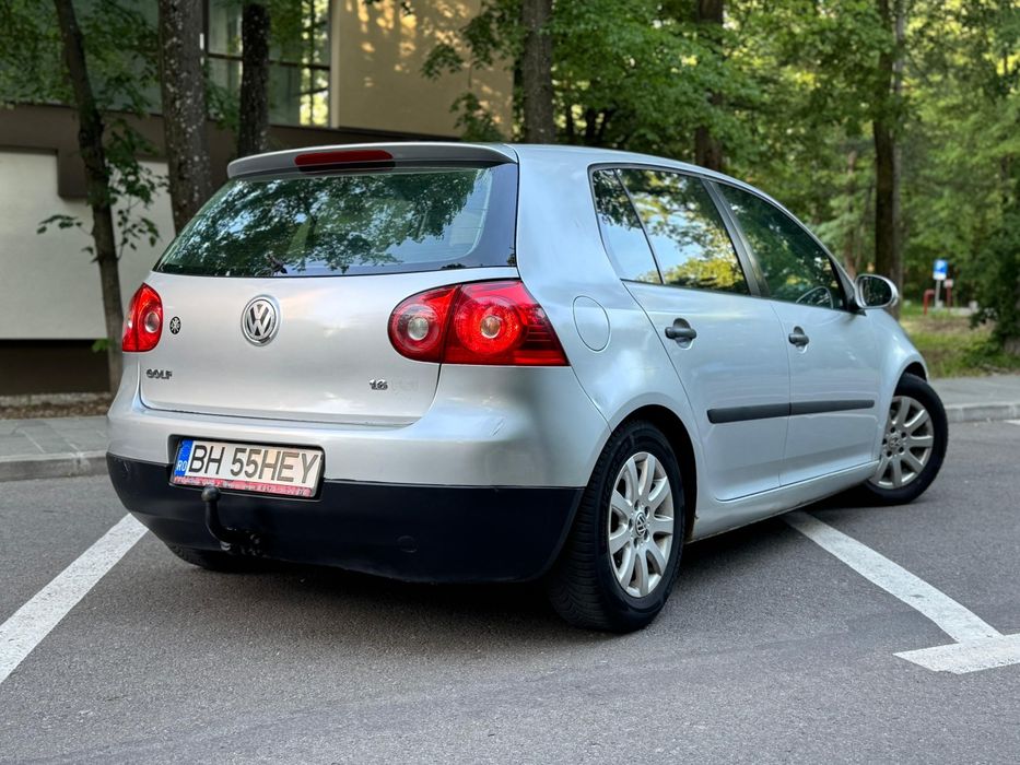 VW Golf 5 | 1.6 FSI (115 CP) | 6 Trepte | Navigație & Climatronic