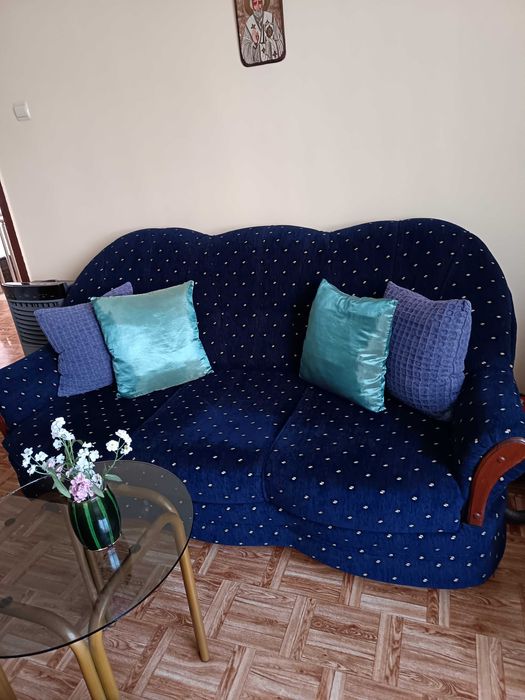 Продавам разтегателен диван