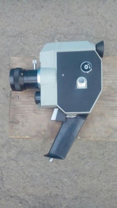 Продам видеокамеру КВАРЦ.