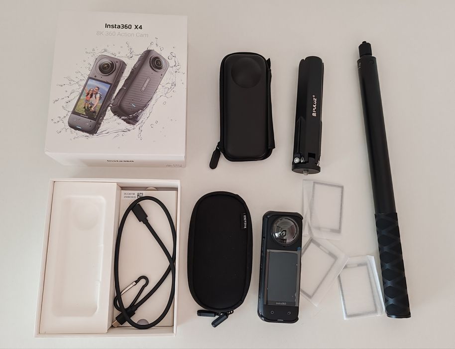 camera video de acțiune Insta360 X4+ accesorii și garanție