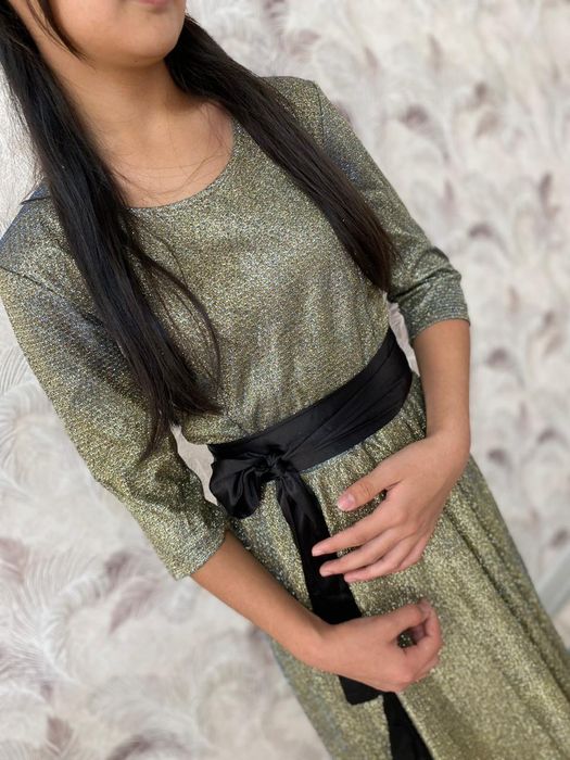 Продам платья. Нарядное платья