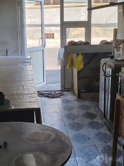 Novoyhona sotiladi tayyor biznes sotiladi hamma kerakli jihozlar bilan