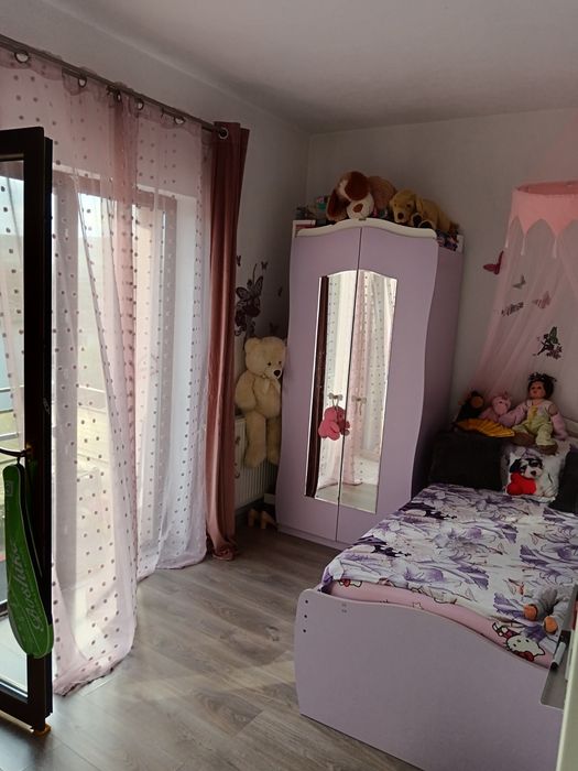 Apartament cu 3 camere