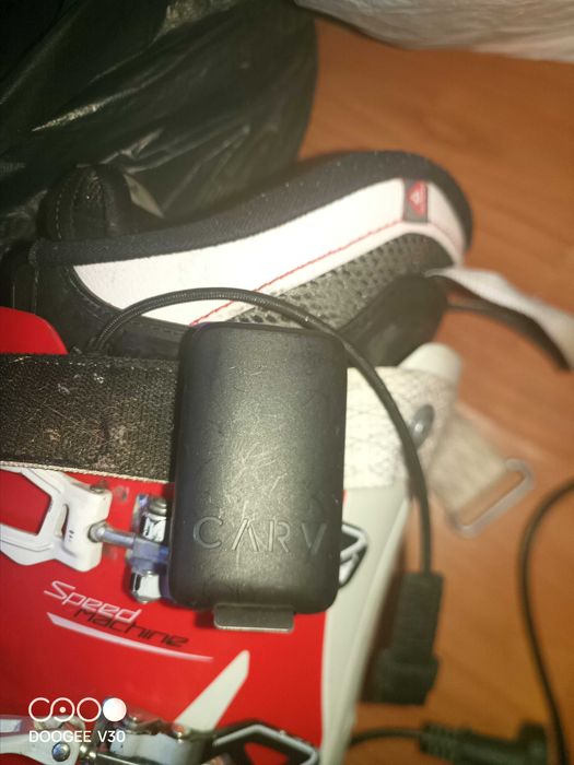 Carv Ai ски учител с пълен комплект