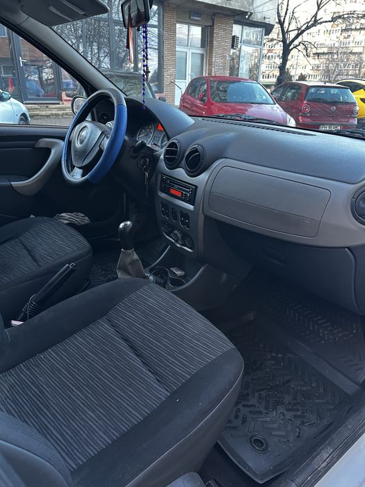 LOGAN 1.6 benzina 2008