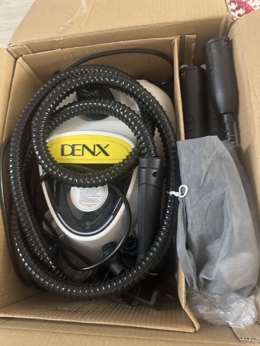 Пароочиститель DenX SE-8626