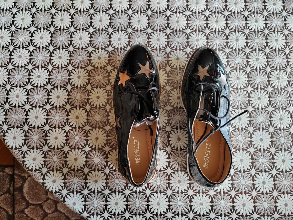 Дамски обувки Bestelle