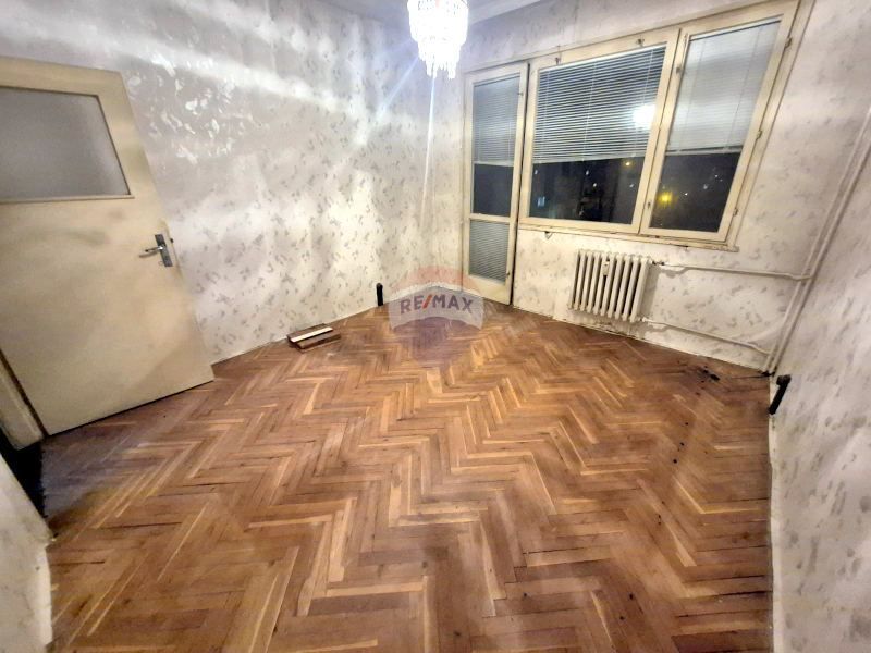 Продава се Тристаен апартамент в Варна, Младост 1 - 66 кв.м за 889 €/кв.м - Снимка #3