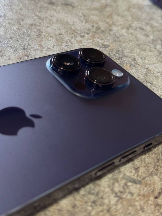 Продам iPhone 14 Pro Max 256GB
