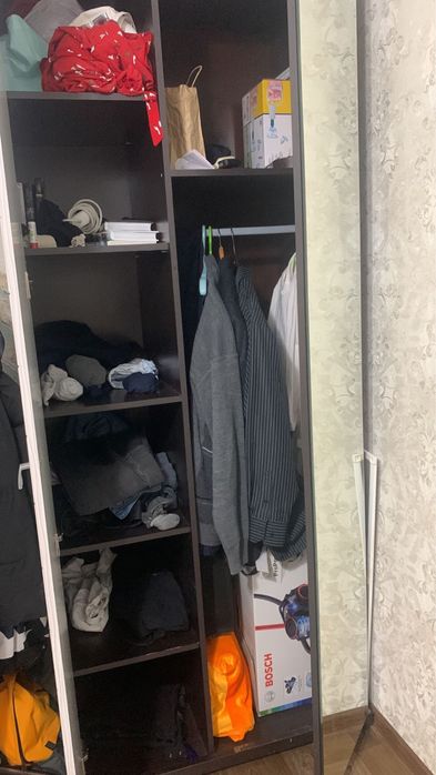 Шкаф . Мебель для спальни