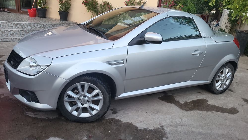 Opel Tigra decapotabilă