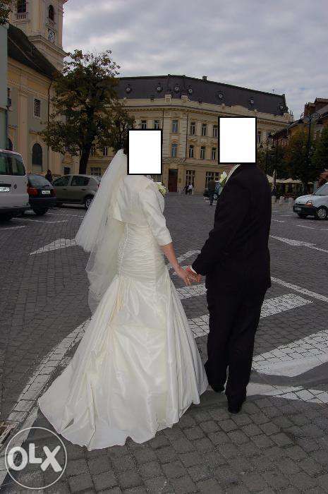 Rochie de mireasa Benjamin Roberts +cadou 2 voaluri