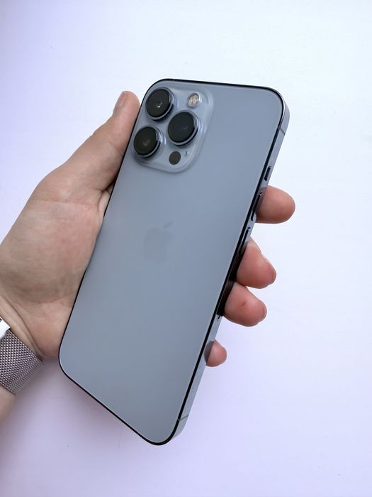 Продам айфон 13 pro на 128 гб