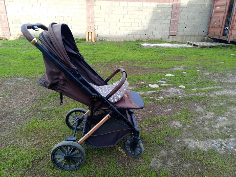 Продам коляску в хорошем состоянии