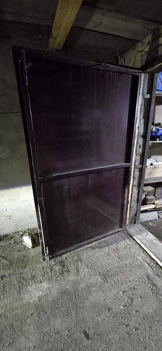 Продам ворота для гаража