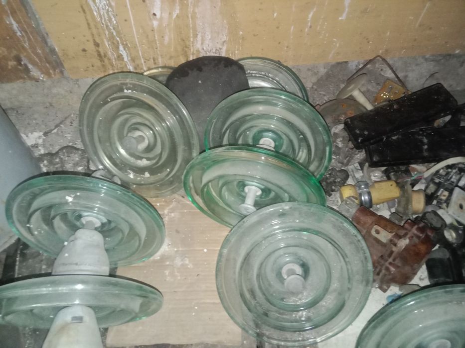 Наконечники,Изоляторы  ПС ,проходные изоляторы