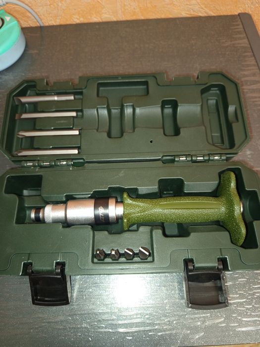 Ударная отвёртка