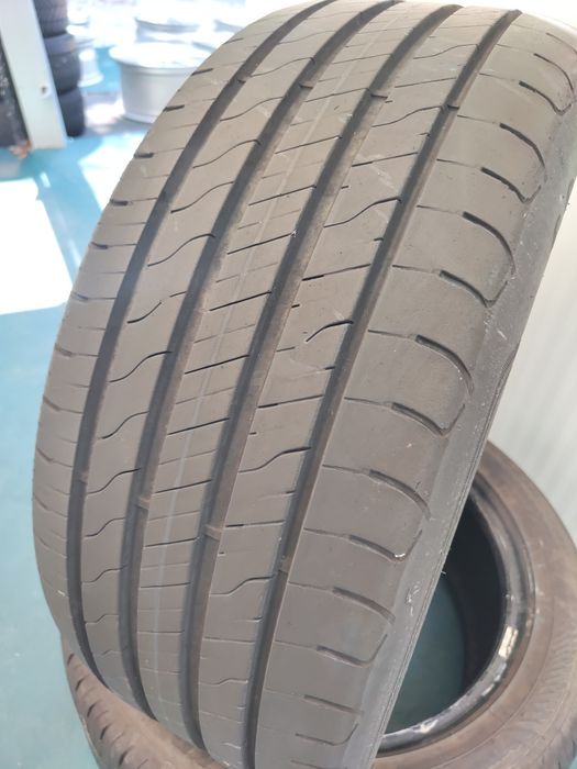 2 бр летни 225/50/17 goodyear