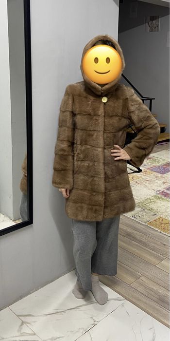 Продаю норковую шубу