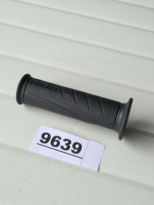 DUCATI Streetfighter  / Panigale V4 manşon stanga, Original