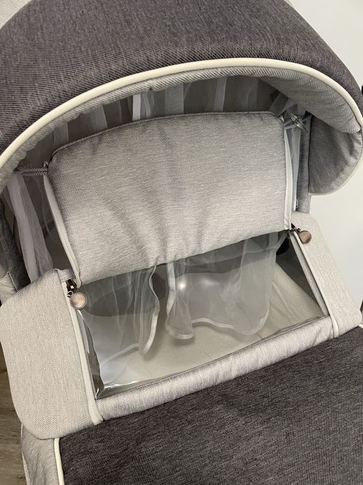 Бебешка количка в много добро състояние!