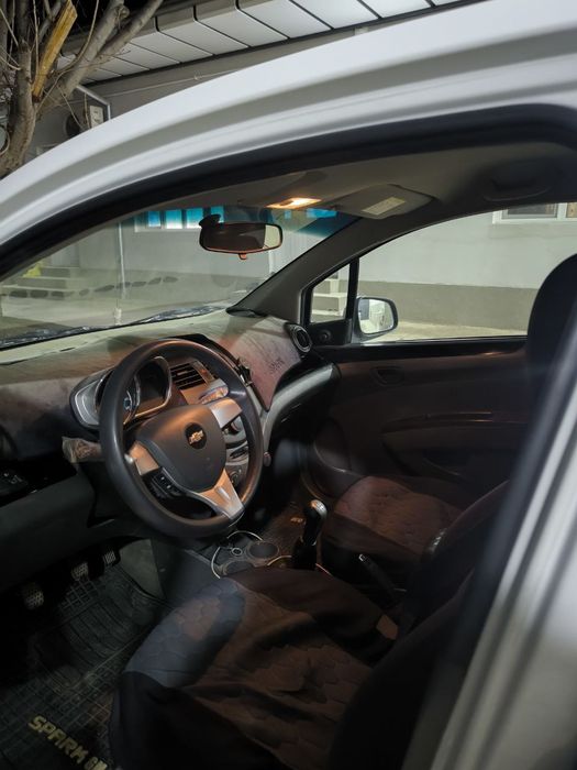 Spark 2020 yil 33.000km 1.25 L