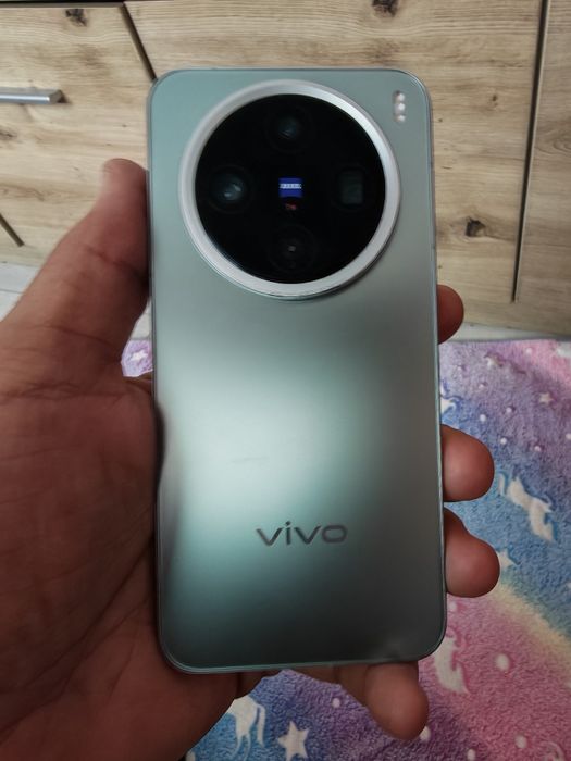 Продавам/Бартер-vivo X200 pro mini/16-512/, перфектен, комплект.