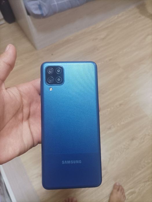 Samsung M12 4/64 ideal