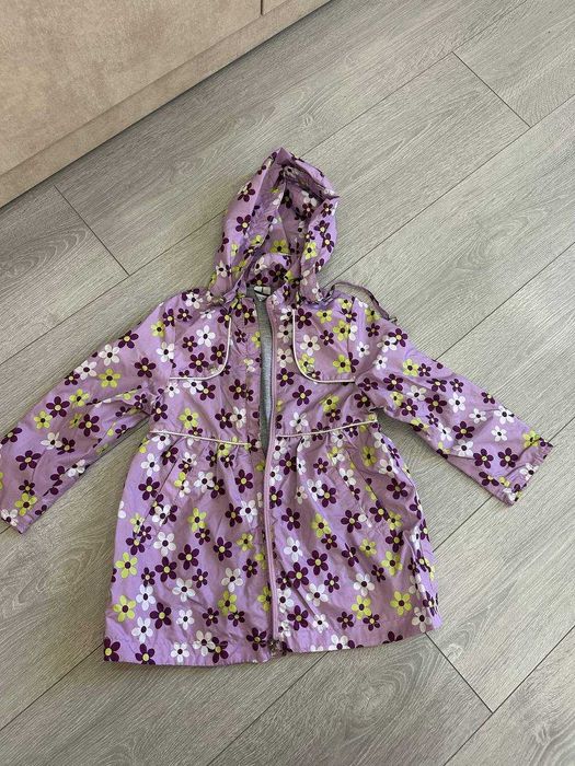 Куртка для девочки на 2-4 года