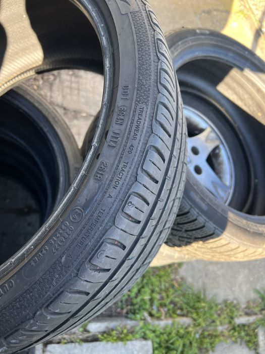 Гуми 2 бр  245/35/19  - 1бр - 125 лв