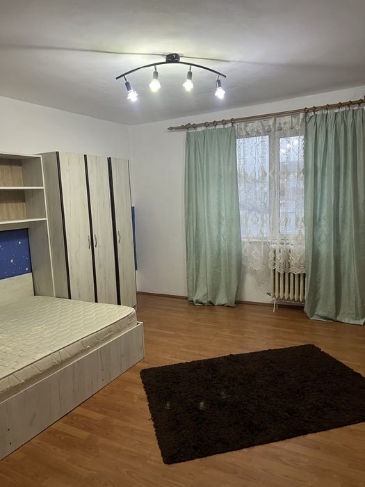 Ofer spre inchiriere garsonieră in Radauti(langa Profi-Doi Voievozi)din 16 iulie