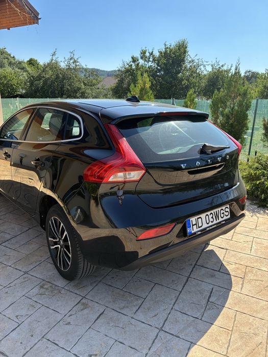 VOLVO V40 2016 — imagine 2