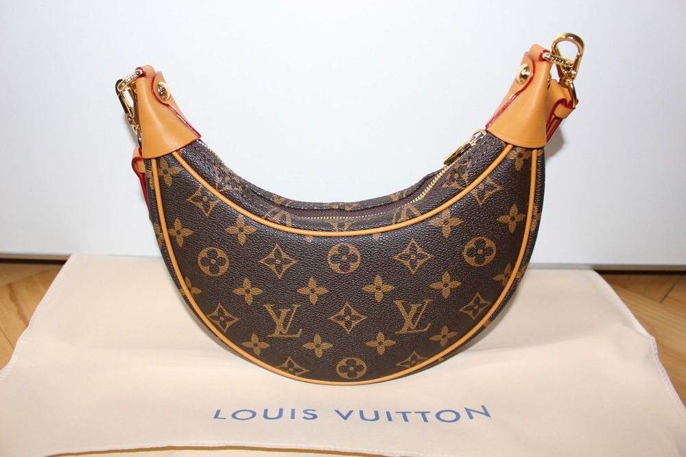 Дамската чанта Louis Vuitton Loop