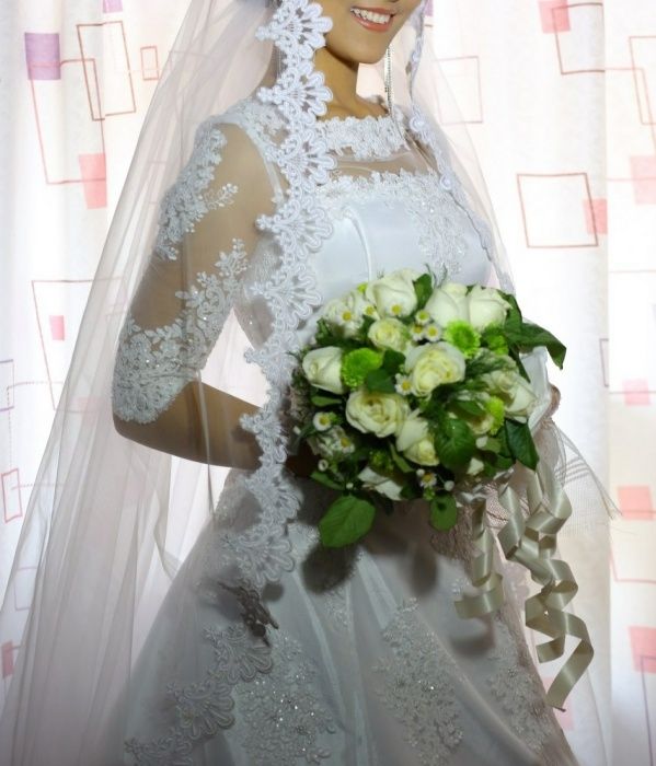 Дешево! Очень нежное свадебное платье