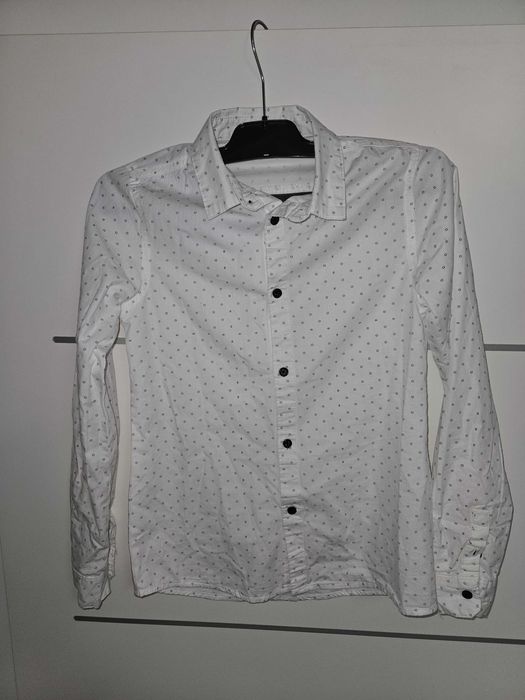 Лот от две ризи 152см за 7 евро