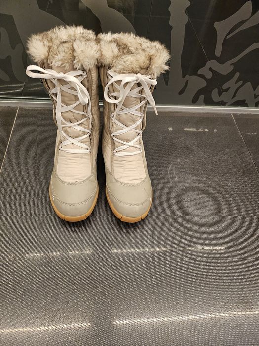 Резервирани!DECATHLON  ботуши апрески с косъм н.38