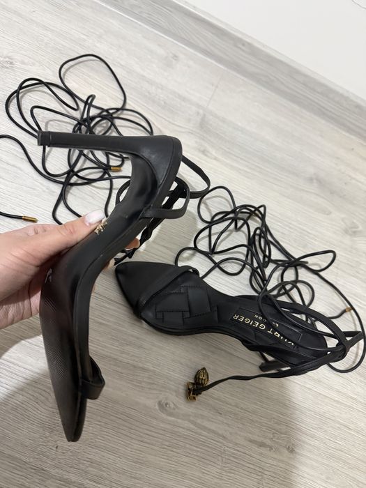 Сандали на ток Kurt Geiger