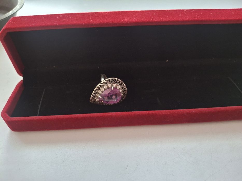 Серебряное кольцо