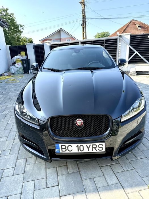Jaguar XF R-Sport 2016 2.2 D 163 CP