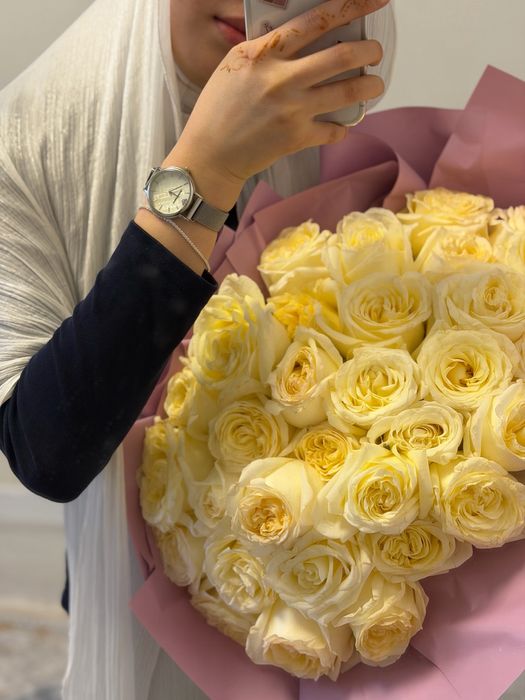 цветы белые розы