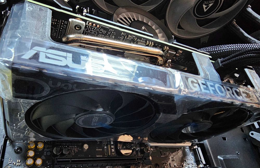 RTX 4070 Super Asus Evo 12GB 192 BIT